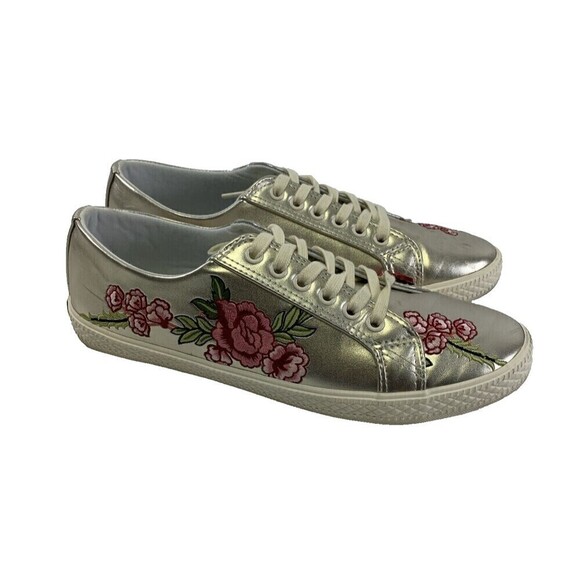 The Bedford Exchange Rose In Bloom Embroidered Faux Leather Sneakers Womens 10 - Picture 2 of 13